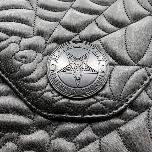BlackCraft Cult Charlotte Spider Quilt Shoulder Bag - Picture 6 of 11